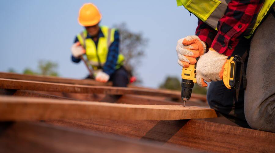 Professional residential roofers in Sun River, MT
